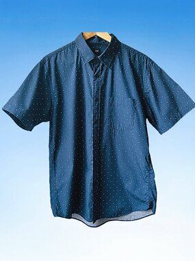 Uniqlo Navy Mini-Polka Dot Short Sleeve Shirt, Sz L